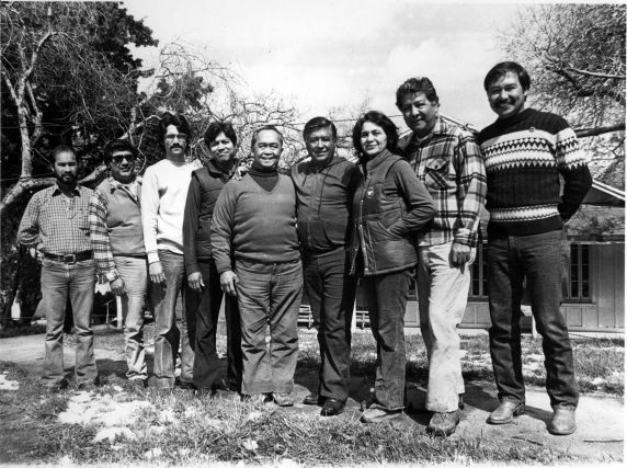 (3281) UFW officials and supporters meet at La Paz, 1980s (3281) UFW officials and supporters meet at La Paz, 1980s